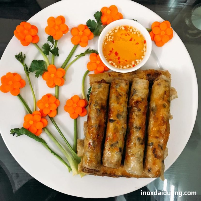 Danh sách ý nghĩa món ăn cổ truyền ngày Tết Việt Nam - nem rán