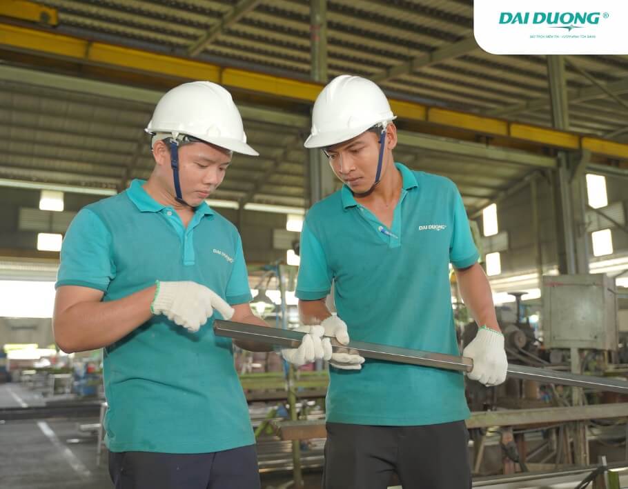 ong-inox-hop-chu-nhat-201-304-inox-dai-duong (1) Ống inox hộp chữ nhật 201 304 Inox Đại Dương